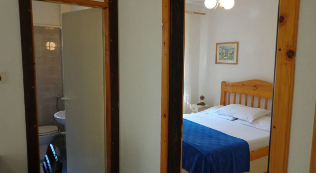 Apartment Brane - 150m from sea: A1 Bol, Island Brac, Prenota Appartamento Bol 