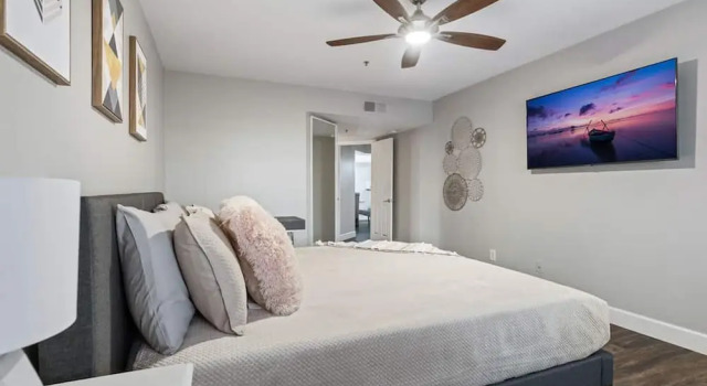 Номер Standard с 2 комнатами Beautiful Newly Remodeled 2-bdrm Biltmore Condo!