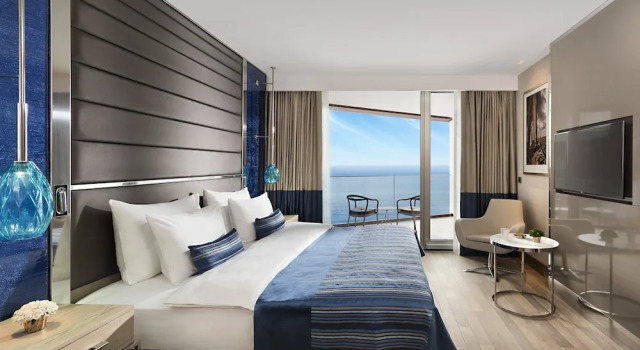 Двухместный полулюкс Crowne Plaza Florya Istanbul by IHG