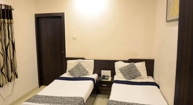 Hotel Park Inn, Rezervovat Hotel Hotely v Gujarat s parkováním, Parkování