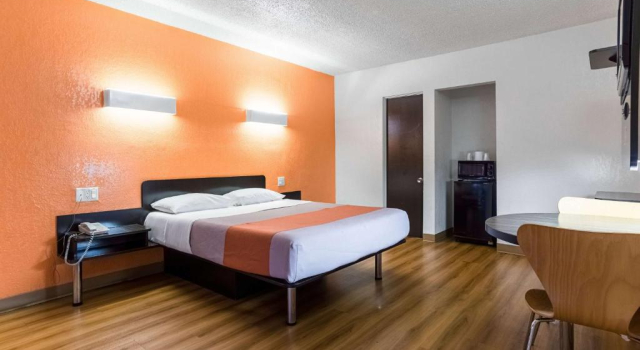 Двухместный номер Standard Motel 6-Long Beach, CA - International City