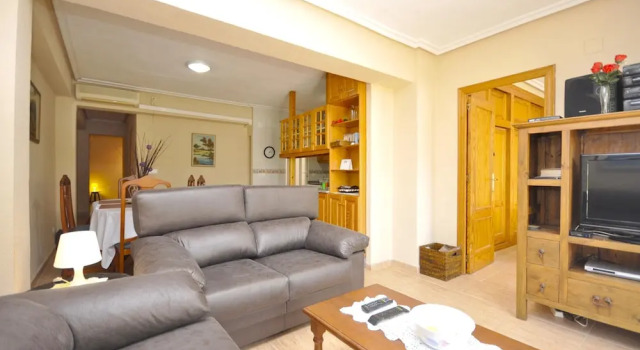 Apartment With 3 Bedrooms in Torrevieja, With Wonderful City View, Furnished Balcony and Wifi, Забронировать Апартаменты/квартира Отели Торревьеха с парковкой, рядом с Городской театр Торревьехи, Парковка