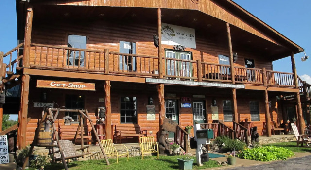 Bear Inn Retreat, Réserver Hôtel Clifton Tennessee
