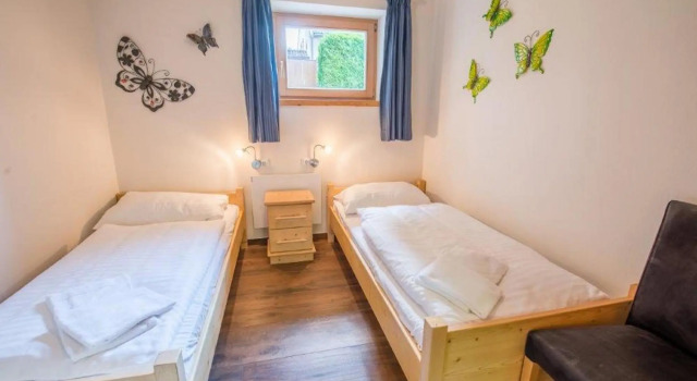Cozy Chalet with 4 Bathrooms near Königsleiten