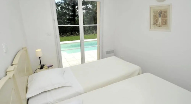 ESTIVEL - Les Villas Royal Green, Book Hotel Hotels & Accommodations in Pont-de-Larn, Hotel