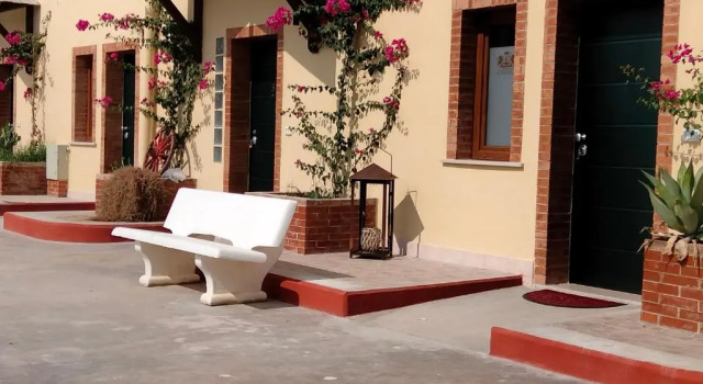 Oasi Le Fontanelle, Rezerwuj Hotel Cerignola Apulia