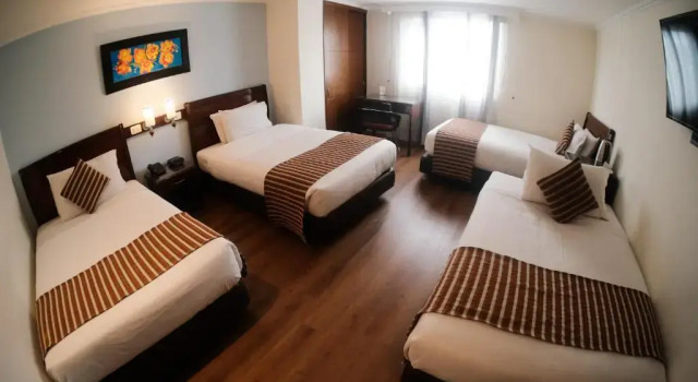 Четырёхместный номер Standard Hotel San Pablo