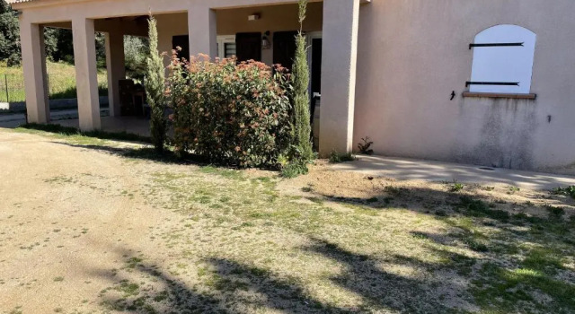 Rez de villa bordure Ajaccio, Varaa Villa Ajaccio 