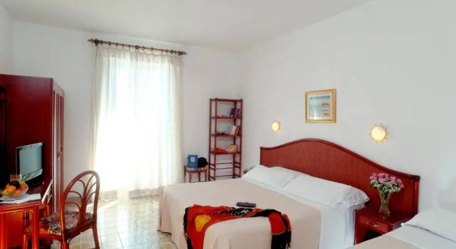 Трёхместный номер Classic Hotel Ulisse