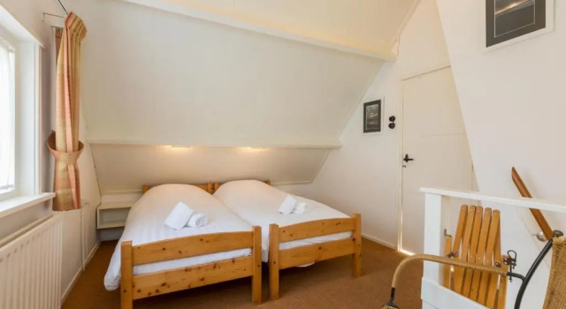 Herenstraat 9, Book Hotel Domburg 