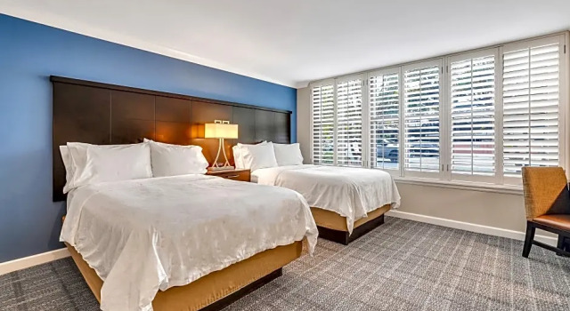 Номер Standard Staybridge Suites Savannah Historic District by IHG