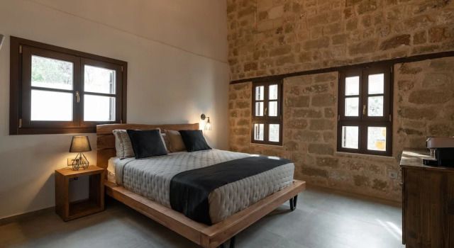 Номер Deluxe с видом на внутренний двор Ancient Knights Luxury Suites