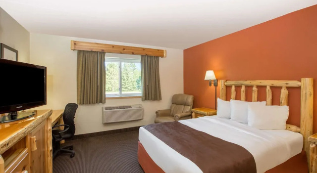 Двухместный номер Accessible AmericInn by Wyndham Pequot Lakes/Jenkins