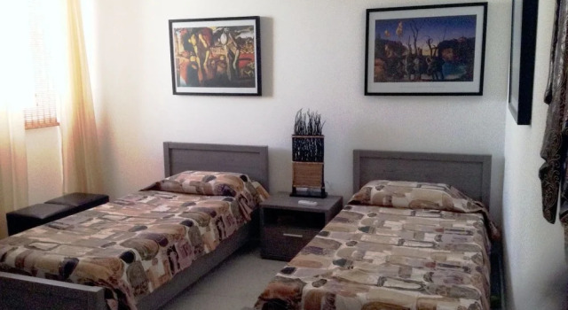 Luxury Seafront Apartment With Pool, Rezerwuj Apartament Apartamenty w Qawra, Apartament