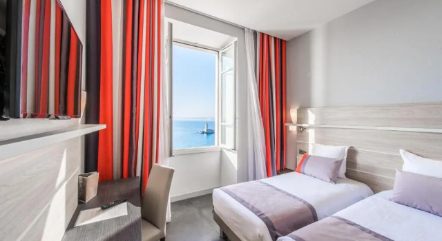 Двухместный номер Standard с видом на море Hotel Le Saint Paul