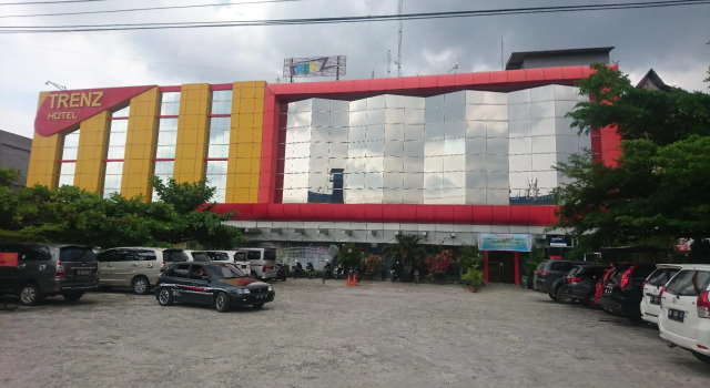 Trenz Hotel, Rezerwuj Hotel Pekanbaru Sumatra