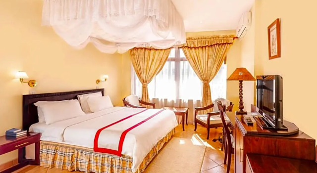 Люкс Classic New Safari Hotel