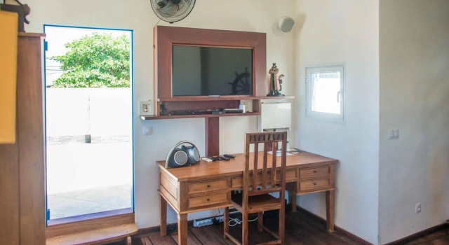 House with 2 Bedrooms in Saint-Pierre, with Wonderful Sea View, Furnished Terrace And Wifi, Boek Hotel Saint-Pierre Réunion