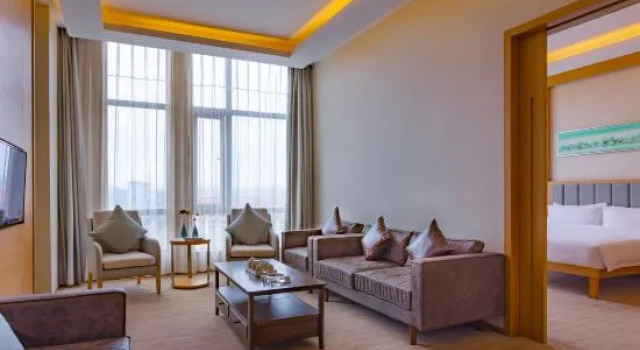 Люкс Deluxe Ever Rich Hotel