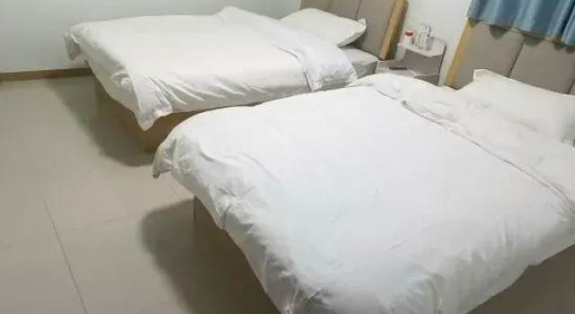 Номер Standard Цокольный этаж Ran'erju Homestay (Yili Yining International Airport)
