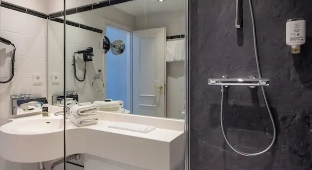 Двухместный номер Comfort с видом на внутренний двор Hotel Kaiserhof Eisenach
