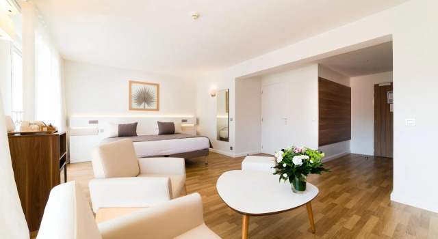Номер Deluxe с видом на город Hôtel Hélios