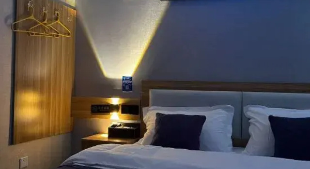 Pingdu Yueya Apartment