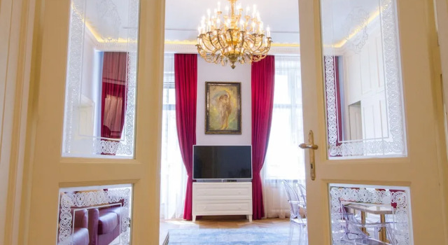Апартаменты Luxury с балконом Count Zrinyi Basilica Residence