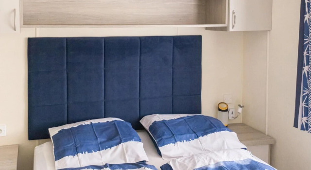 Awesome Home in Renesse With 2 Bedrooms and Wifi, Book Hotel Renesse 