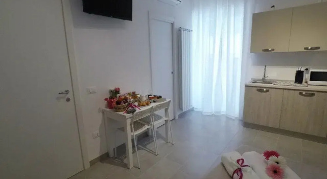 le dimore di Magda suite & rooms, Забронировать Отель Отели Полиньяно-а-Маре с завтраком, рядом с Пещера монахинь, Завтраки