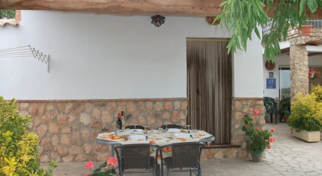 Коттедж с 3 комнатами Cabañas Cortijo el Helao