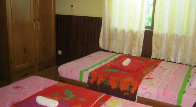 Sun Sothy Guesthouse, Забронировать Отель Сиемреап 