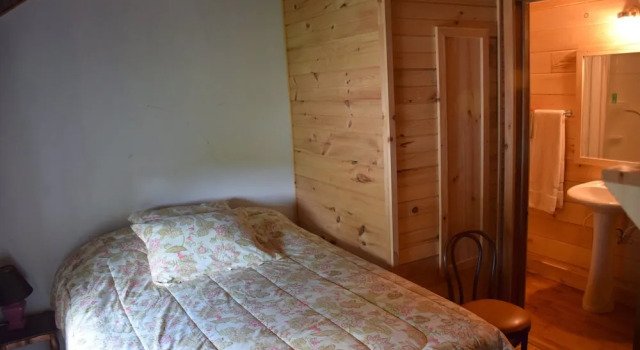 Пятиместный номер Standard Townhouse Hotel