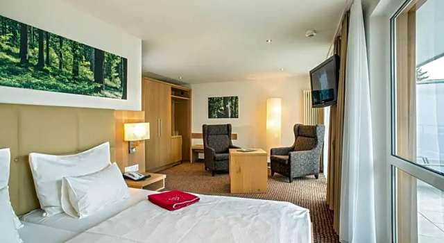 Номер Comfort с видом на озеро BRUGGERS Hotelpark am See
