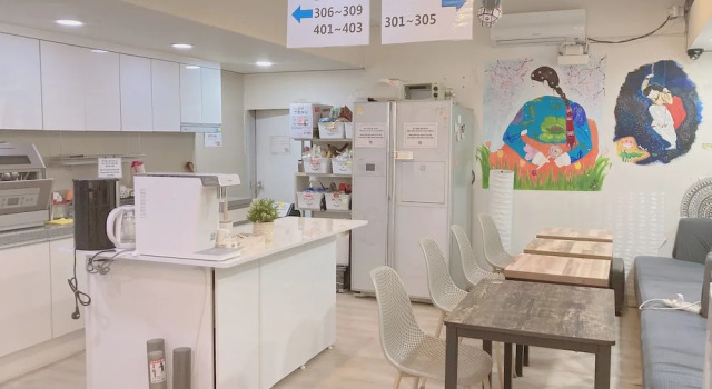 Кровать в общем номере (мужской номер) Yakorea Hostel Dongdaemun