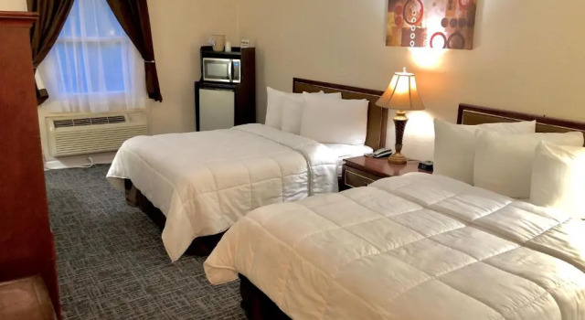 Двухместный номер Deluxe Bicentennial Inn