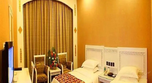 Nanning Guoyu Hotel, Rezerwuj Hotel Hotele w Nanning z parkingiem, Parking