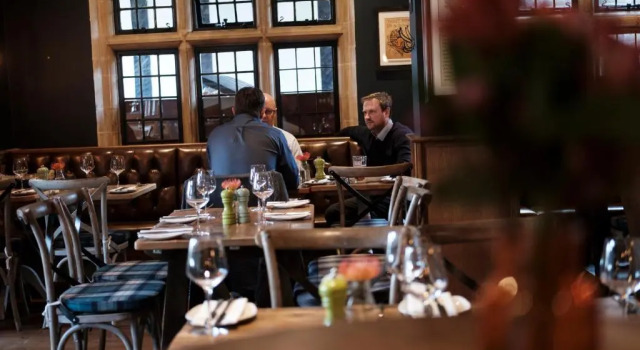 The White Hart Hotel, Забронировать Отель Хемптон-Уик Кингстон-апон-Темс