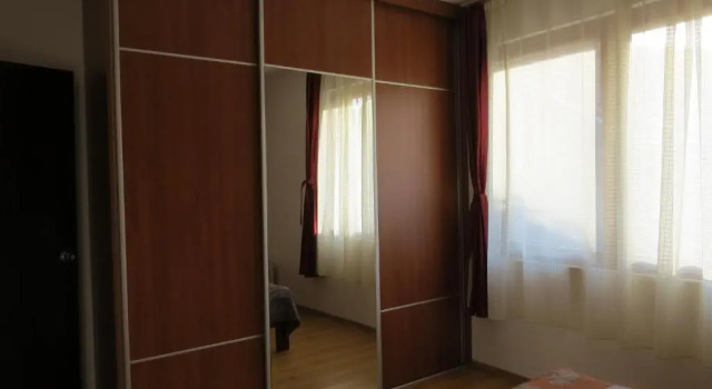 Cave Apartment, Book Apartment Virpazar 