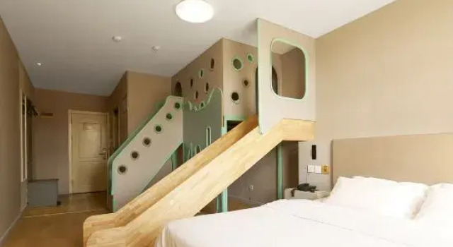 Люкс Standard 7 Days Inn (Yantai Development Zone Bathing Beach)