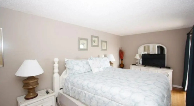 Tradewinds Condominiums #33 by Destin Getaways, Varaa Hotelli Hotellit Emerald Coast uima-altaalla, Uima-allas