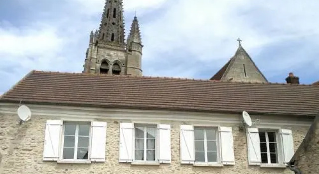 Les Fontaines, Rezerwuj Hotel Baron 