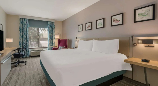 Hilton Garden Inn Rockford, Buchen Sie Hotel Rockford Illinois