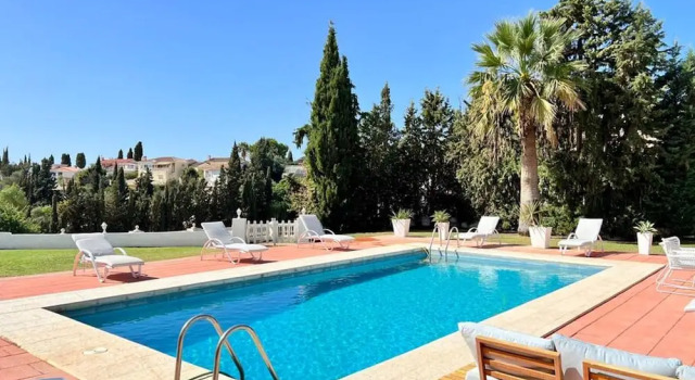 Вилла Beautiful Villa With Pool Scenic Views Sleeps 8