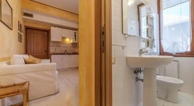 Standard Apartment Villa Marignoli Charming Flats