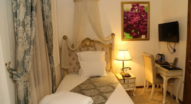 Номер Standard La Perla Boutique Hotel