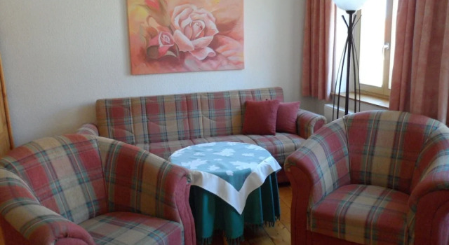 Apartment in Gernrode in the Harz With Amazing View of the Town, Prenota Appartamento Hotel a Garz con parcheggio, Parcheggio