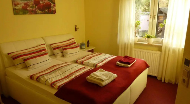 Fewo-Fuchshain, Rezervați Hotel Fuchshain 