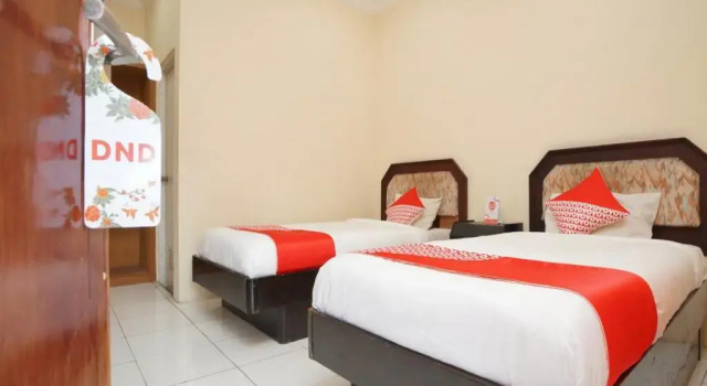 Standard double chambre OYO 2003 Female Guest House