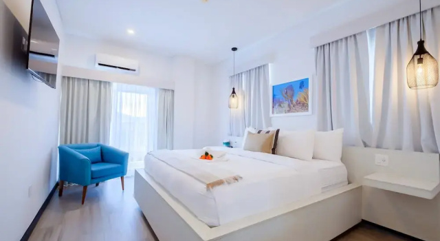 Номер Standard с балконом The Watermark Hotel